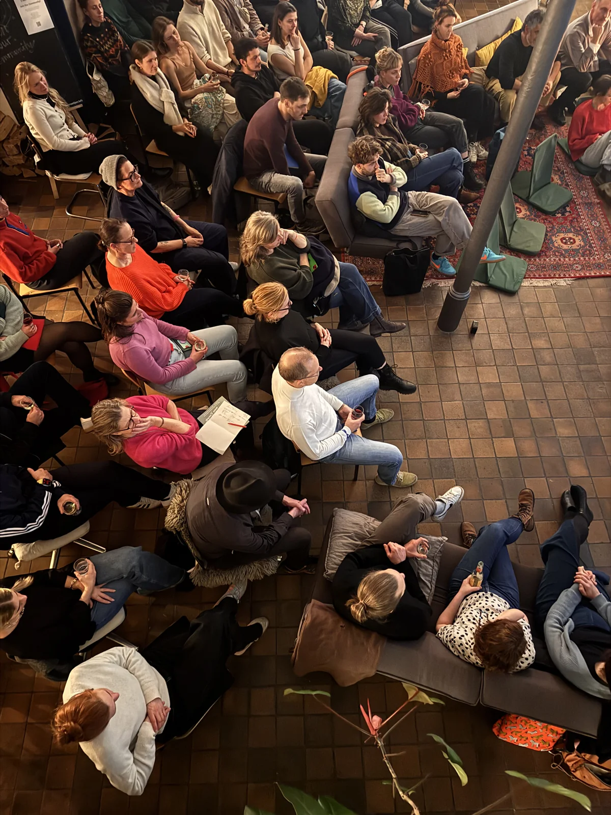 Blick auf das Publikum bei den Ignite Talks